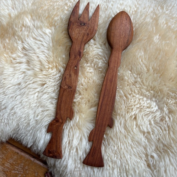 Vintage Wooden Salad Servers - Picture 3 of 5